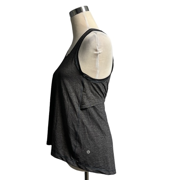 Lululemon women gray tank top - Picture 8 of 9